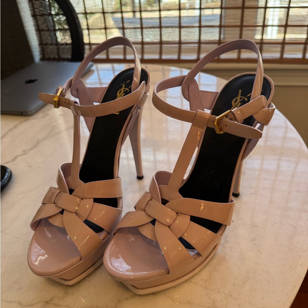 Yves Saint Laurent lavender tribute Heels 42